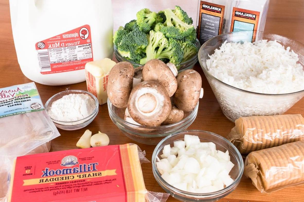 Cheesy Chicken, Broccoli, and Rice Casserole