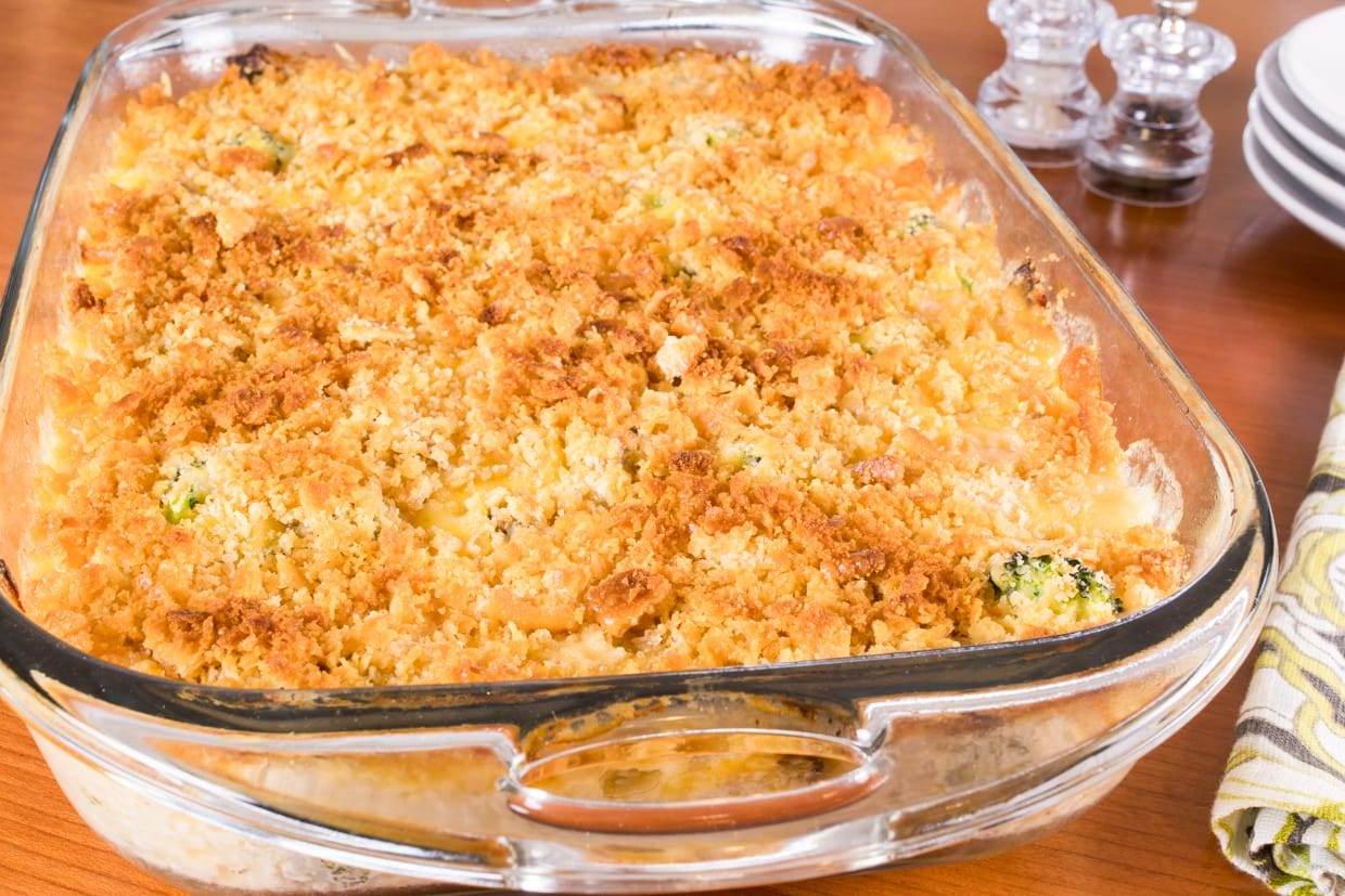 Cheesy Chicken, Broccoli, and Rice Casserole