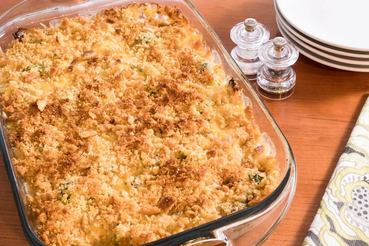 Cheesy Chicken, Broccoli, and Rice Casserole